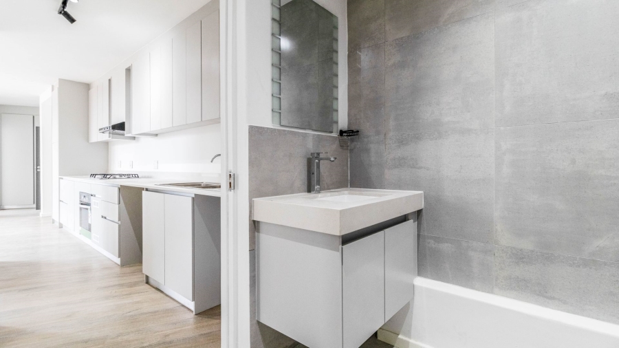 2 Bedroom Property for Sale in Claremont Western Cape